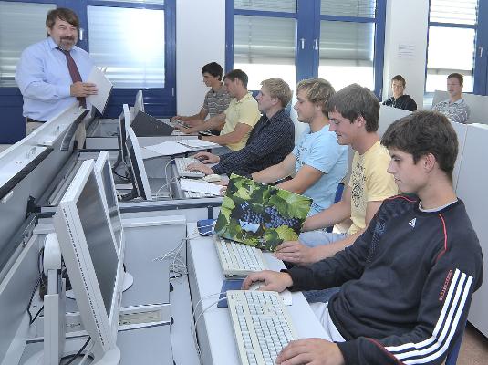 Schule EDV Raum 2